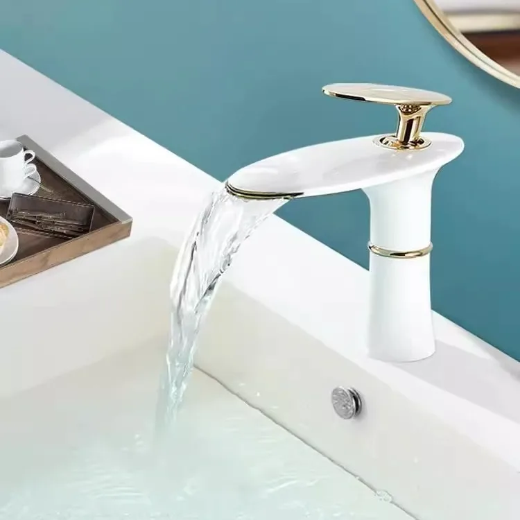 Home Hardware Bathroom Sinks - Grifo de lavabo tipo cascada, mezclador