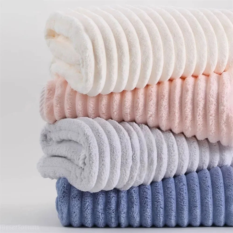 Toalla de baño de terciopelo C - Home Goods Bathroom Sets reseña y precio